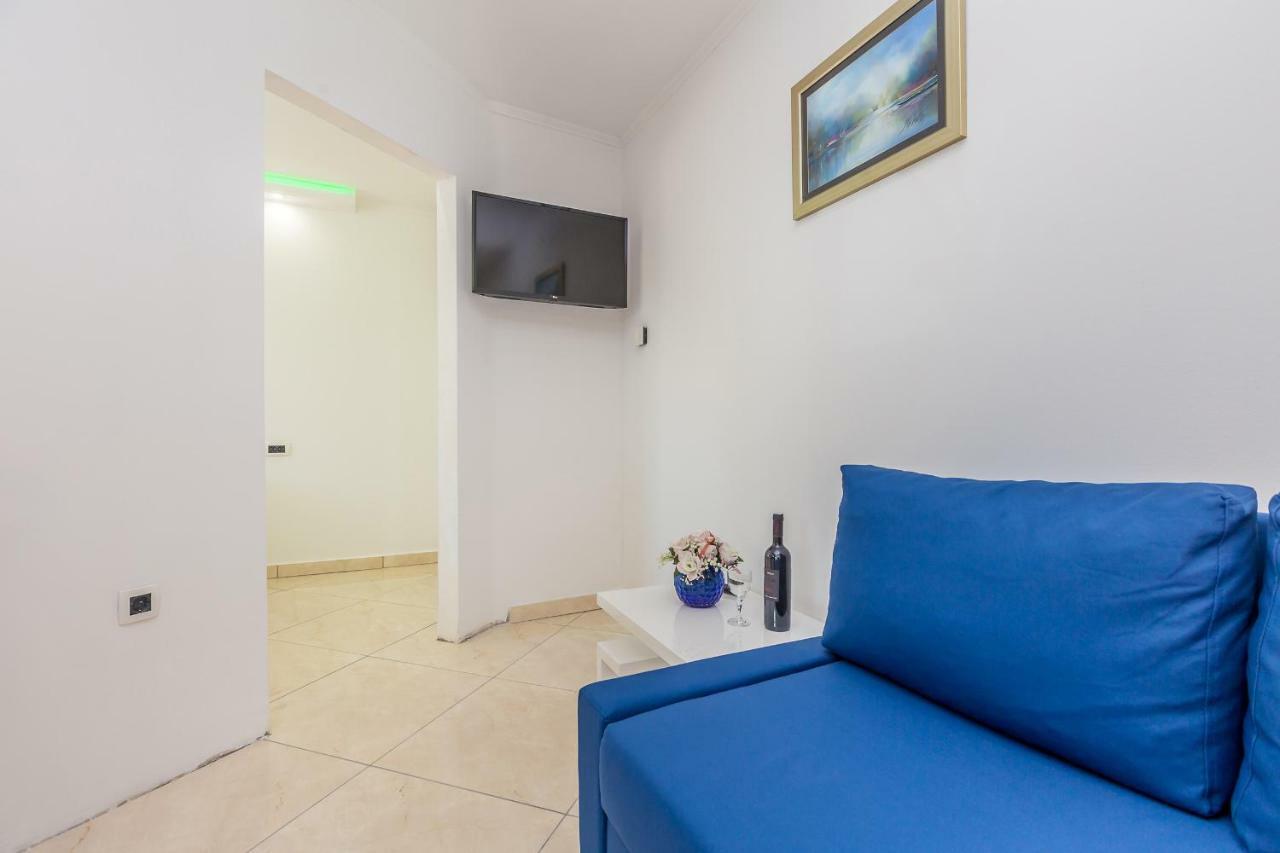 Apartments Jenny Pinezići Εξωτερικό φωτογραφία