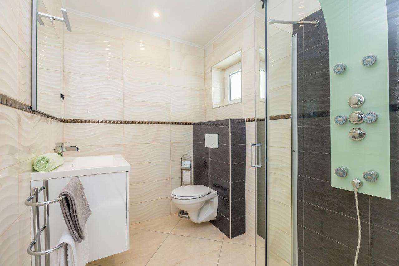 Apartments Jenny Pinezići Εξωτερικό φωτογραφία